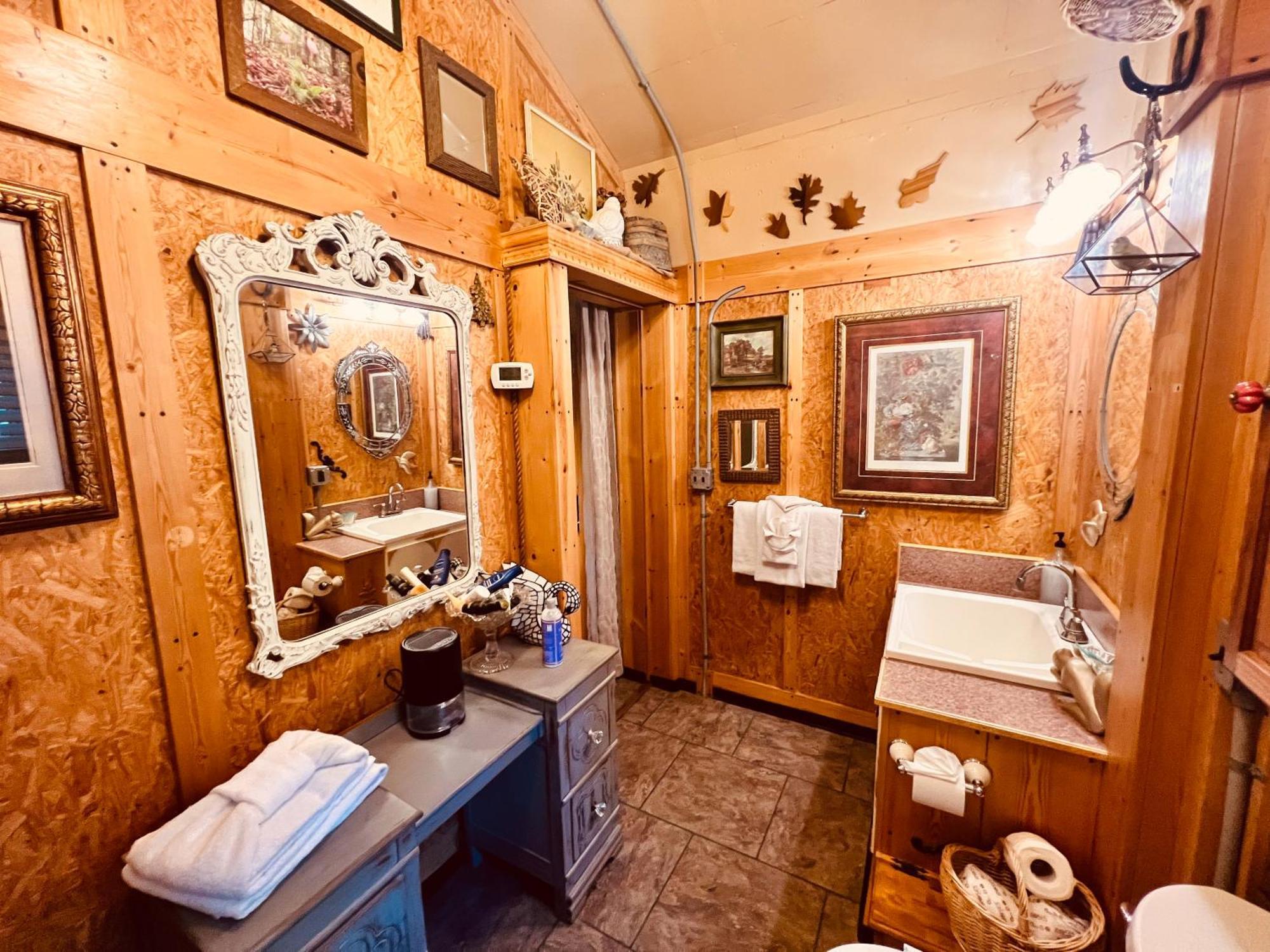 Tiny House, Wifi,Hot Tub,Secluded Villa Cosby Exterior photo